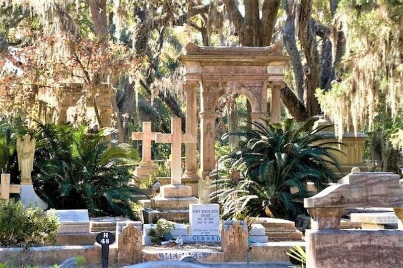 Savannah Bonaventure Walking Tour with Transportation - FAQs