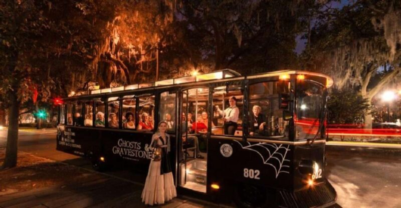 Savannah: Ghosts and Gravestones Tour with Low House Entry - An In-Depth Look at the Ghosts and Gravestones Tour