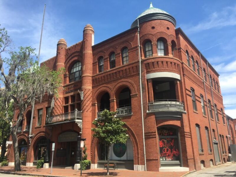 Savannah: Highlights Off the Beaten Path Guided Walking Tour - Why This Tour Stands Out