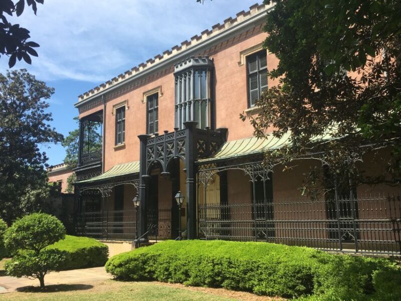 Savannah: Highlights Off the Beaten Path Guided Walking Tour - Who Will Love This Tour?