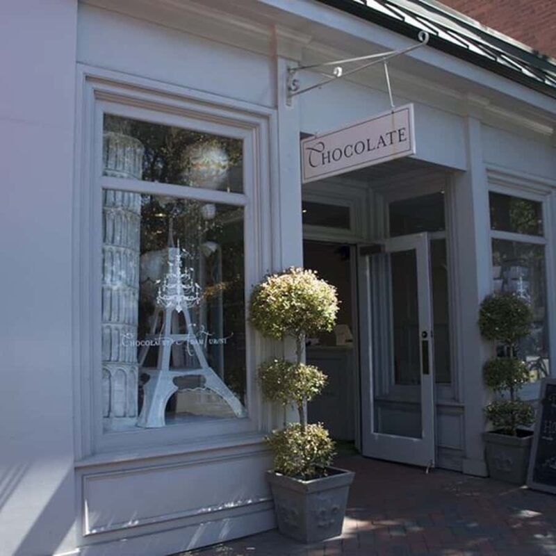 Savannah History Walking Tour + Coffee & Chocolate - Authenticity and Authentic Experiences