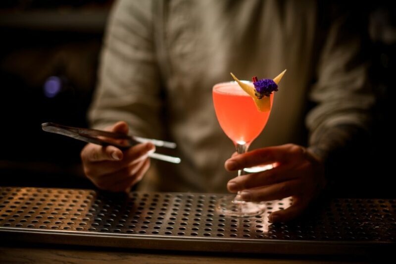 Savannah: Midnight in the Garden Walking Tour and Pub Crawl - The Sum Up