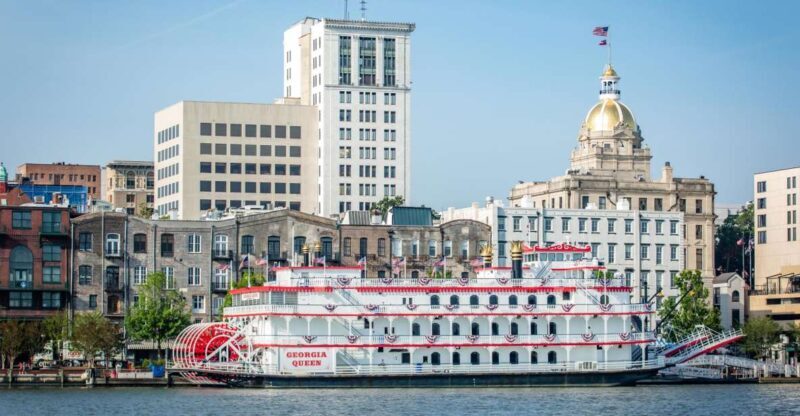 Savannah: Riverboat Narrated Harbor Sightseeing Cruise - The Guides & Atmosphere