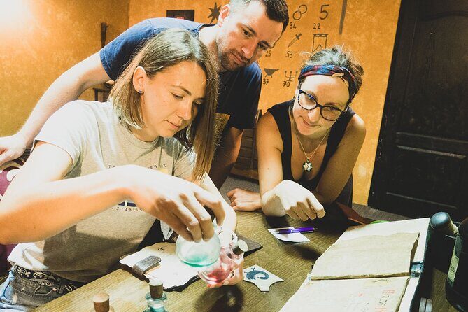 Save King's Landing - In search of Wildfire | Escape Room Brasov - The Sum Up