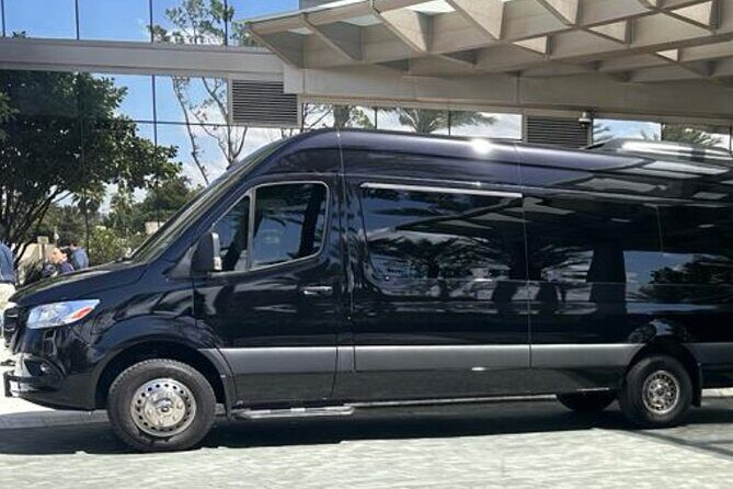 Sawgrass Mills Mall Round-Trip Transportation from Miami - First Impressions: An Easy and Elegant Choice for Miami Shoppers