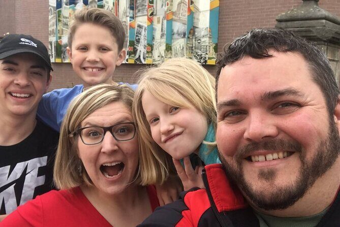Scavenger Hunt Adventure in Indianapolis by Wacky Walks - Key Points