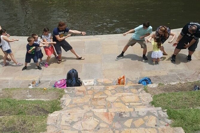 Scavenger Hunt Adventure in Nashville by Operation City Quest - A Fun and Modern Way to Discover Nashville