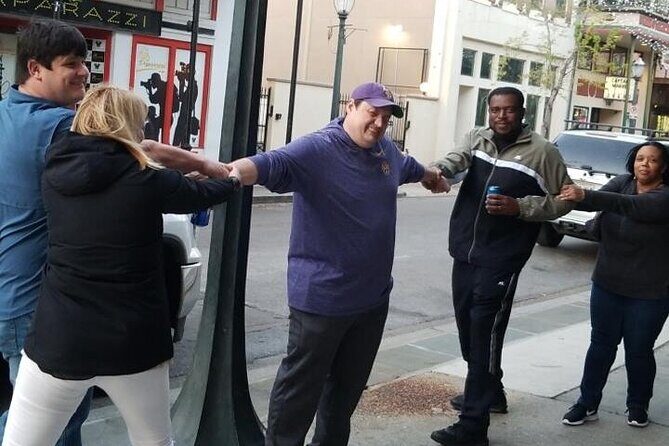 Scavenger Hunt Adventure in New York by Zombie Scavengers - Who Should Book This Experience?