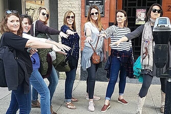 Scavenger Hunt Adventure in Toronto by 3Quest Challenge - A Closer Look at the Toronto Scavenger Hunt