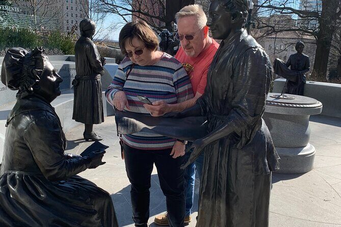 Scavenger Hunt in Downtown Richmond / Capitol Square - Who Will Enjoy This Tour Most?