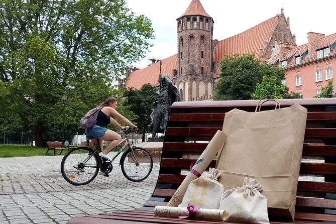 Scavenger Hunt in Gdask, Poland - The Value in the Price