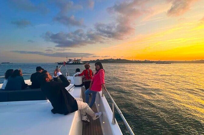 Scenic Bosphorus Sunset Cruise  2.5 Hours of Luxury & Views - The Experience in Detail