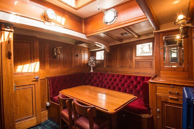 Scenic Cruise & Guided walk on Historic Motor Yacht Lake Te Anau - FAQ