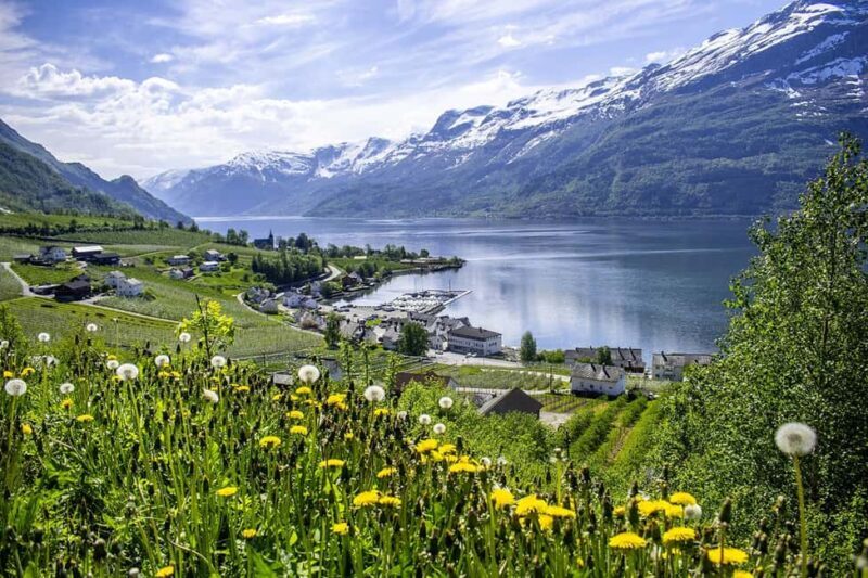 Scenic Hardanger Fjord and waterfalls  Guided bus tour - FAQs