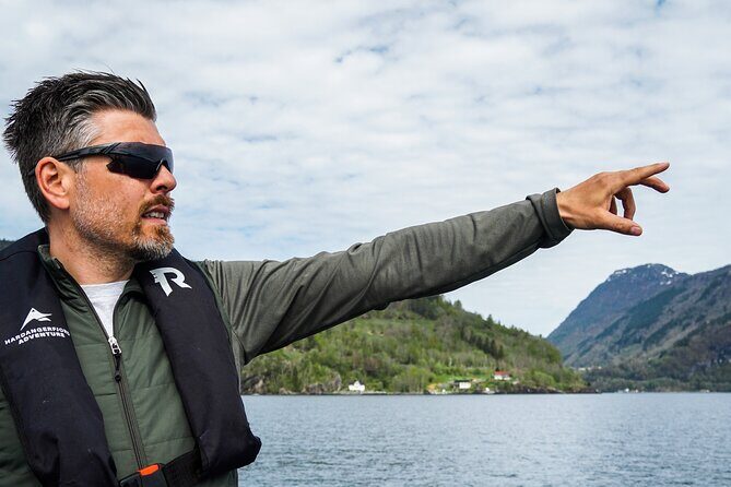 Scenic RIB adventure to Hardangerfjord & Fyksesund from Øystese - FAQs