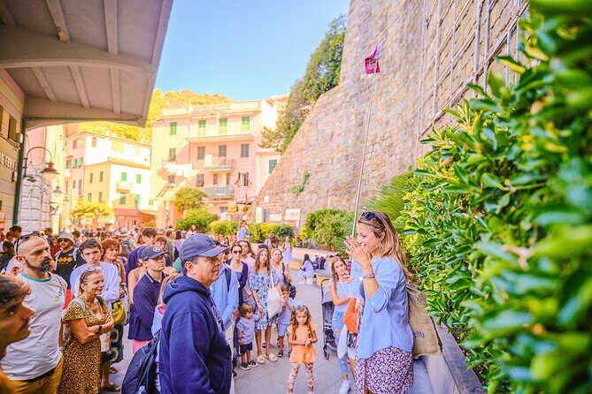Scent of the Sea: Cinque Terre Park Full Day Trip from Florence - Scenic Boat Ride to Vernazza