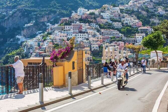 Scooter rental to visit the Amalfi Coast - Key Points