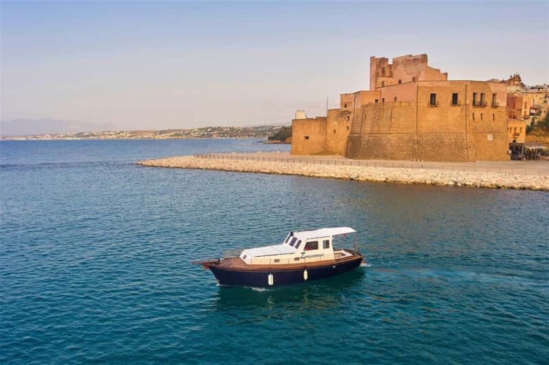 Scopello and the Zingaro Nature Reserve: wooden boat tour - Key Points