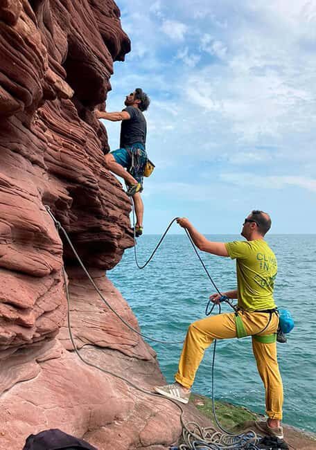 Scotland: 1-Day Beginner Rock Climbing Course - The Experience: Highlights and Considerations