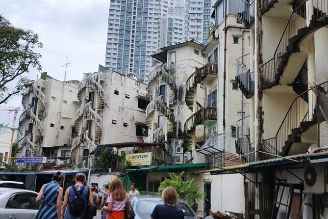 Scratch this city's underbelly @ Singapore Uncut - Authenticity and Value