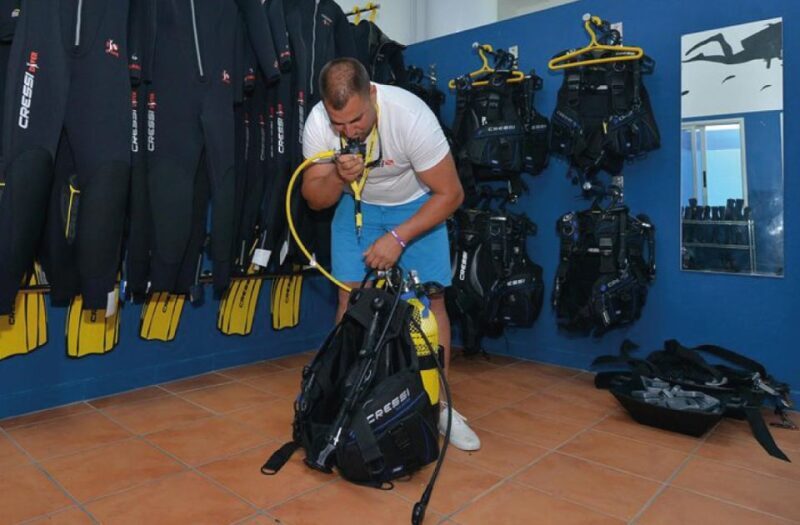 Scuba Diving Baptism in La Restinga - The Authenticity and Value of This Tour