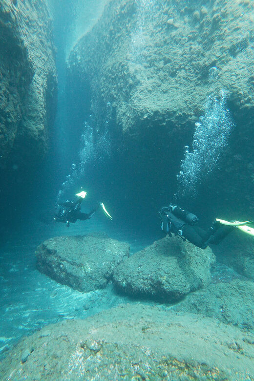 Scuba Diving in the Volcanic Caldera/shorelines of Santorini - Who Should Consider This Experience?