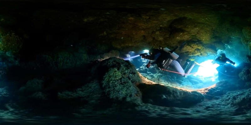 Scuba Diving - Tunnels & Caves - Cape Greco - private guided - Key Points