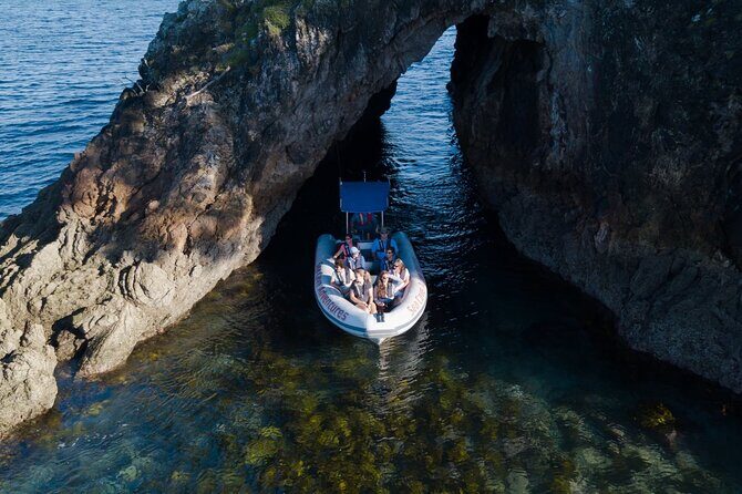Sea Cave Adventures in the Coromandel - Key Points