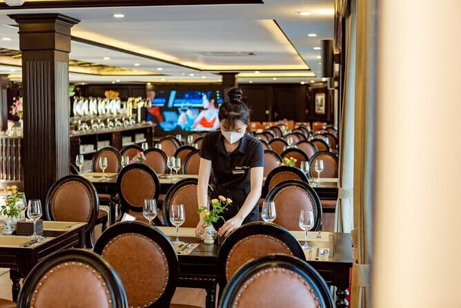 Sea Octopus Cruise and Seafood Buffet Day Tour at Halong Bay - A Closer Look at the Experience