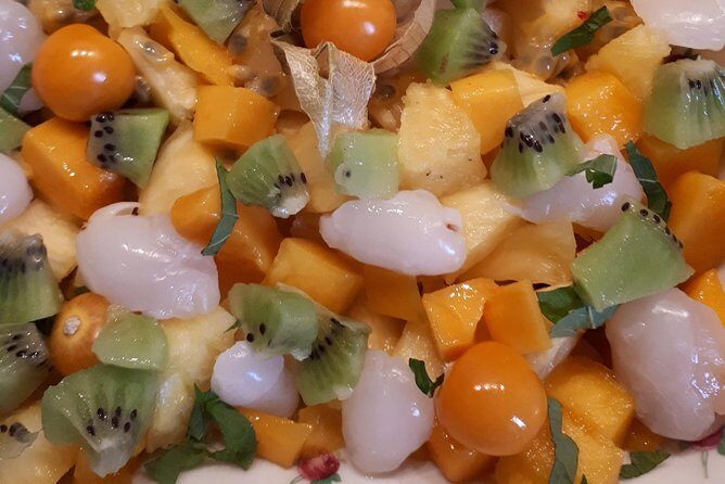 Seasonal French Lunch and Small-group Tour of Montmartre - Why This Tour Offers Great Value