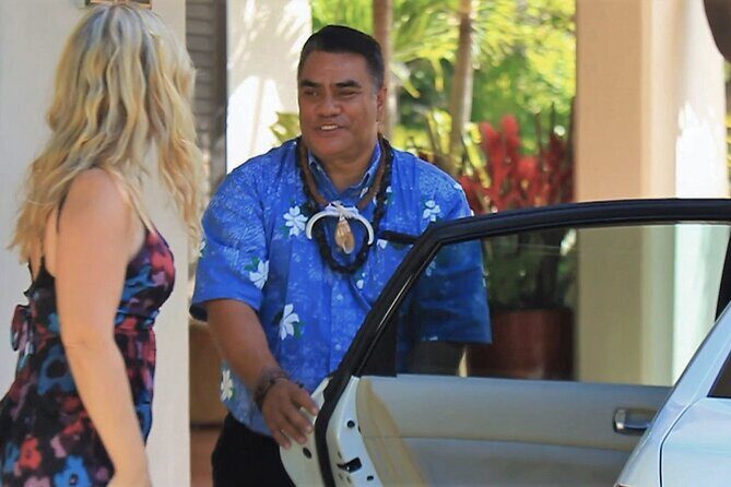 Seat in Coach Transfer from Rarotonga Hotel to Airport - The Realities of Shared Transfers