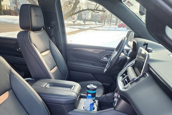Seattle Field (BFI) to Summit Ski Resort Arrival Private Transfer - What to Expect from the Service