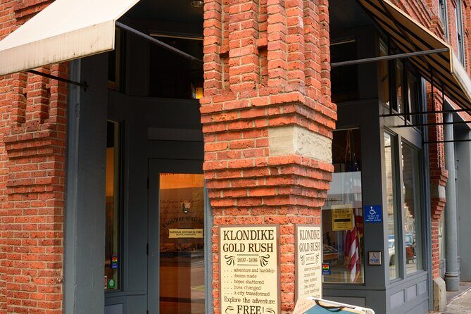 Seattle Private Walking Tour and Cruise Adventure - Who Should Consider This Tour?