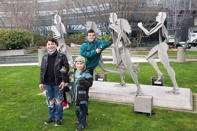 Seattle Scavenger Hunt Walking Activity - Key Points