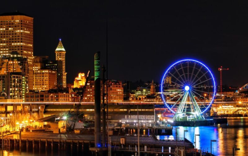 Seattle: Scenic Night Tour with Space Needle & Skywheel - Practical Tips for Travelers