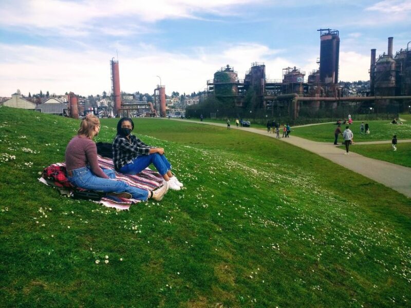 Seattle: Sightseeing Bus Tour with the Ballard Locks - An In-Depth Look at the Tour