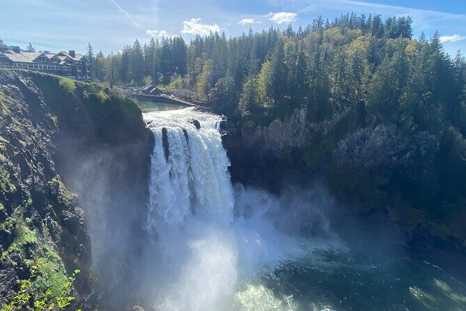 Seattle Snoqualmie Falls and Hike plus Chocolate Shop tour - Exploring the Seattle Snoqualmie Falls and Hike plus Chocolate Shop Tour
