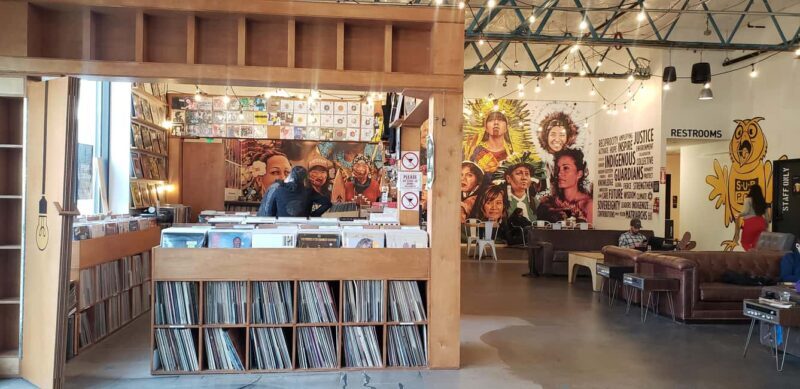 Seattle: Space Needle & Seattle Center Private Tour - Museum of Pop Culture (MoPOP)