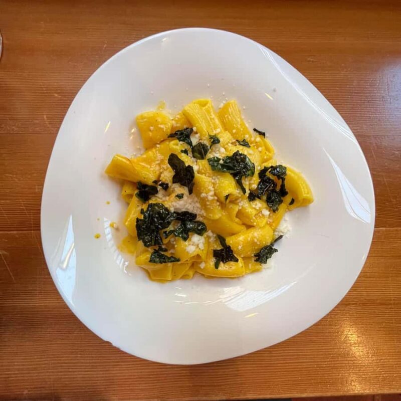 Seattle: Wine, Bread, Cheese and Chocolate Experience - FAQs