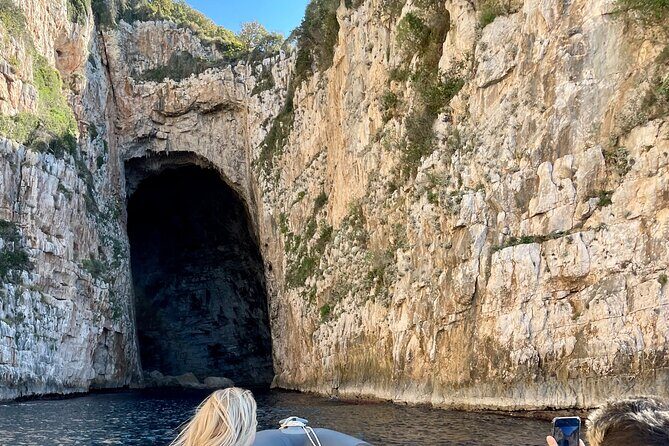 Secret Blue Gem Cave & Grama Bay Boat Tours Vlore - FAQs