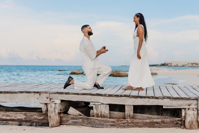 Secret Proposal Photoshoot with Drone in Cancun - FAQs