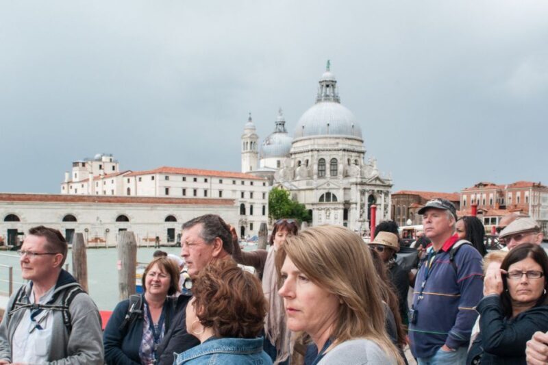 Secret Venice & Gondola Tour - Key Points