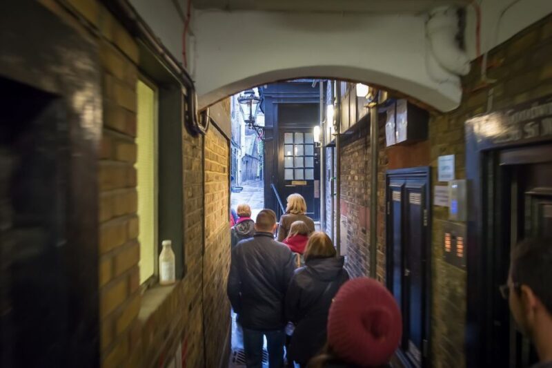 Secrets of London Walking Tour - In-Depth Look at the Secrets of London Walking Tour