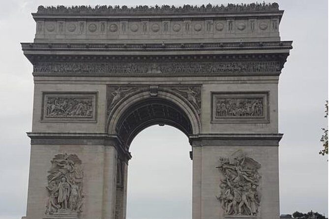 See 10+ Top Paris Sights, Fun Guide - An In-Depth Look at the Tour Itinerary