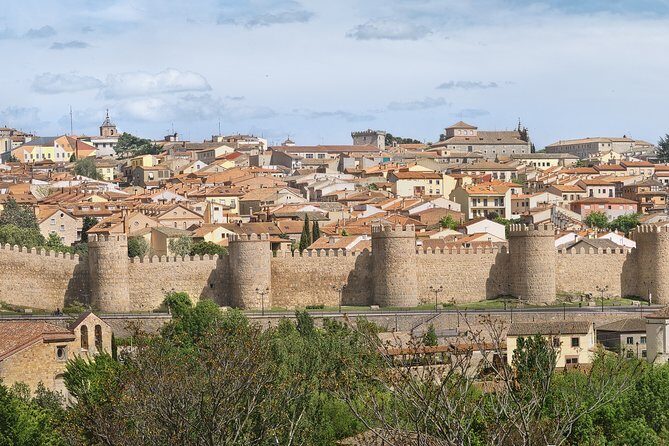 Segovia and Avila Private Tour with Lunch and Hotel Pick up from Madrid - An In-Depth Look at the Tour Itinerary