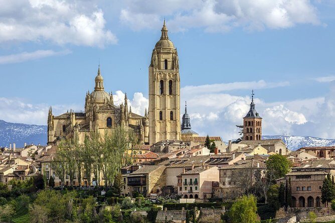 Segovia and Avila Private Tour with Lunch and Hotel Pick up from Madrid - Pricing and Value