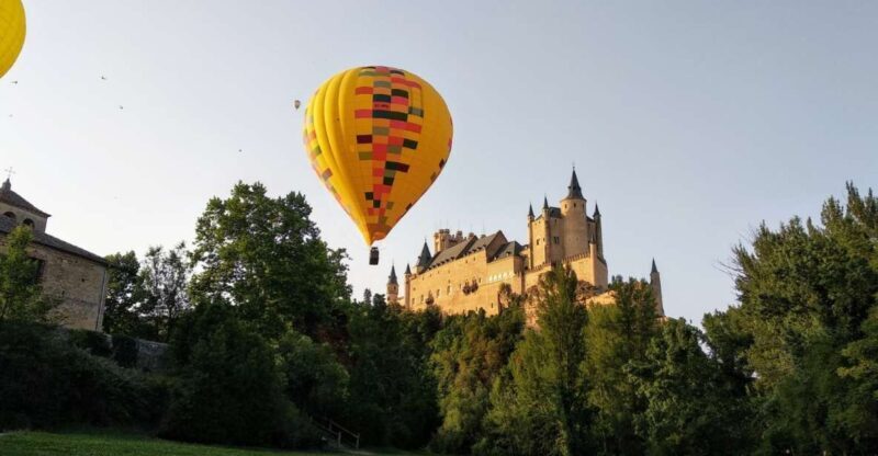Segovia: Balloon Ride with Transfer Option from Madrid - FAQ