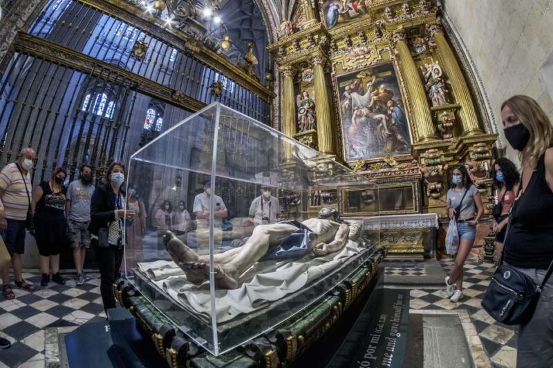 Segovia Cathedral Guided Tour - The Experience of the Guided Tour