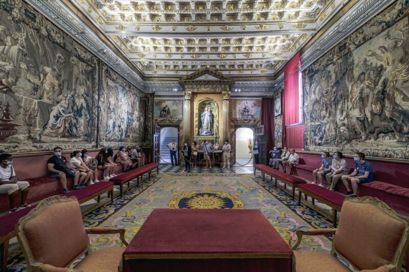 Segovia Cathedral Guided Tour - Who Should Book This Tour?