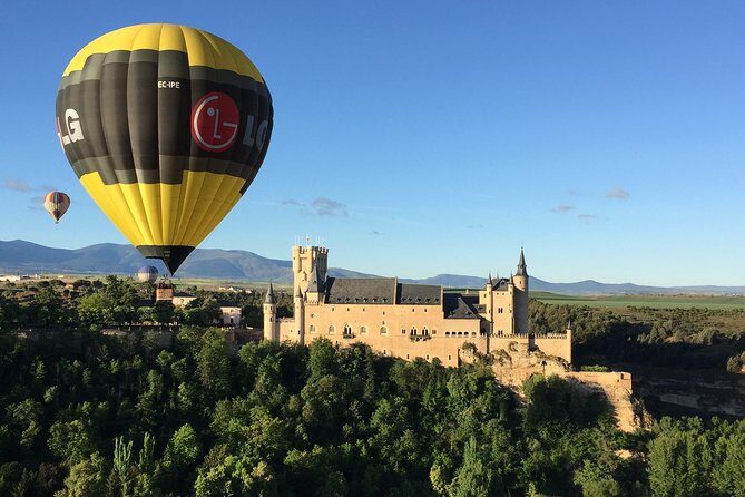 Segovia from the Skies: Sunrise Balloon Ride - FAQs